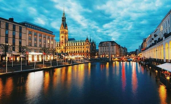 Гамбург в пользу Linux отказывается от Windows и MS Office